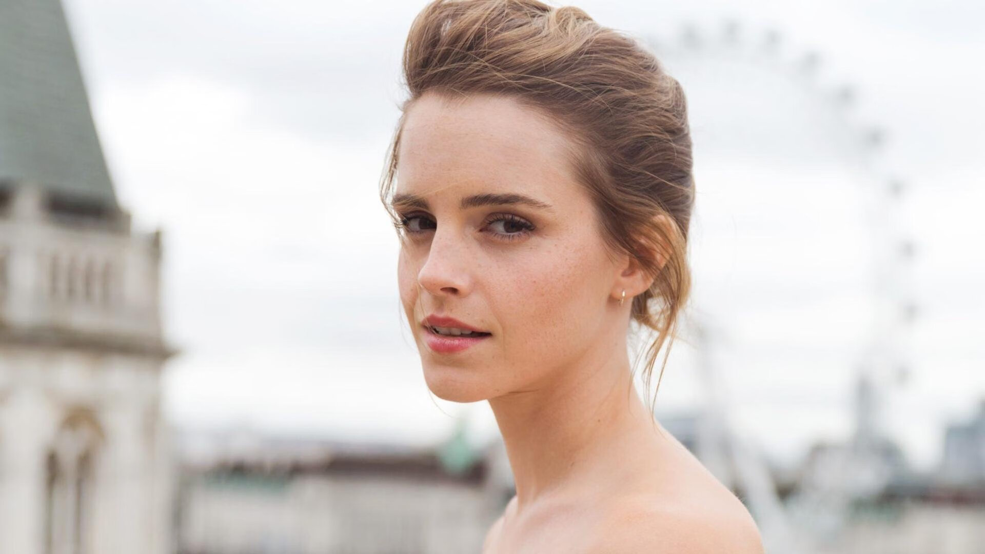 当国家荣耀照亮红土，戴维斯杯的团队烈焰，为何让法网的王冠也黯然失色？