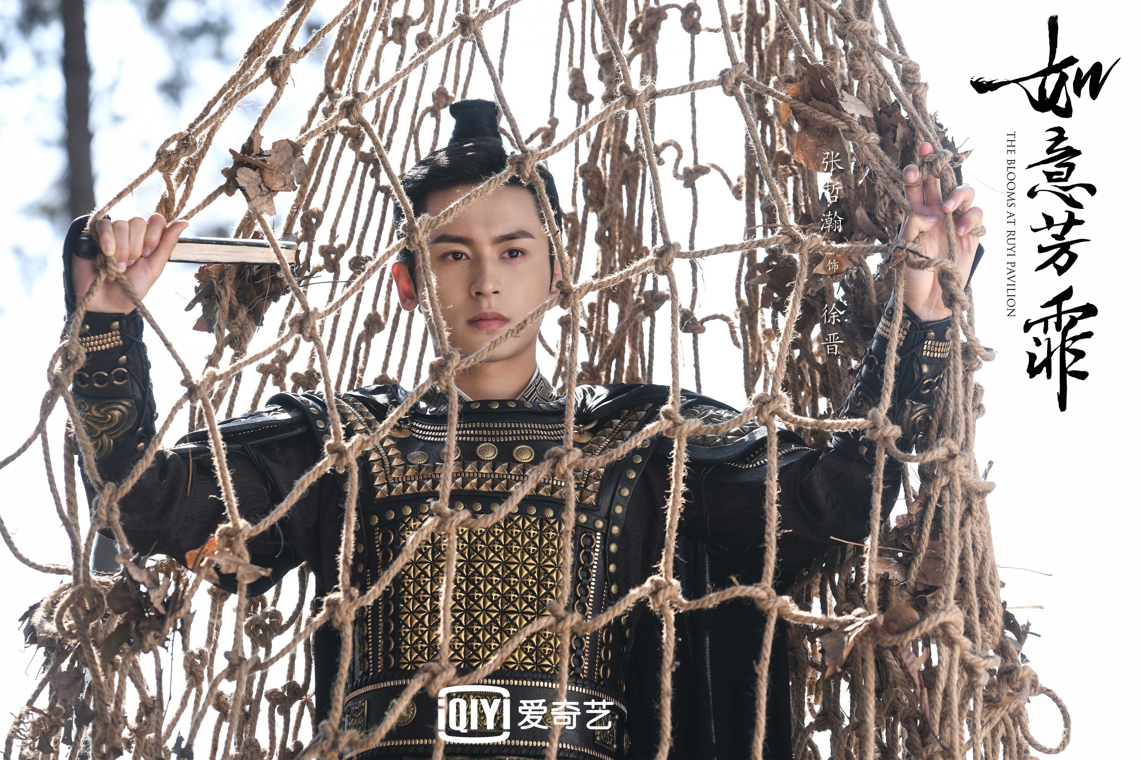 爱游戏体育-当英超悬念揭晓之夜，太平洋彼岸的数据正在改写历史