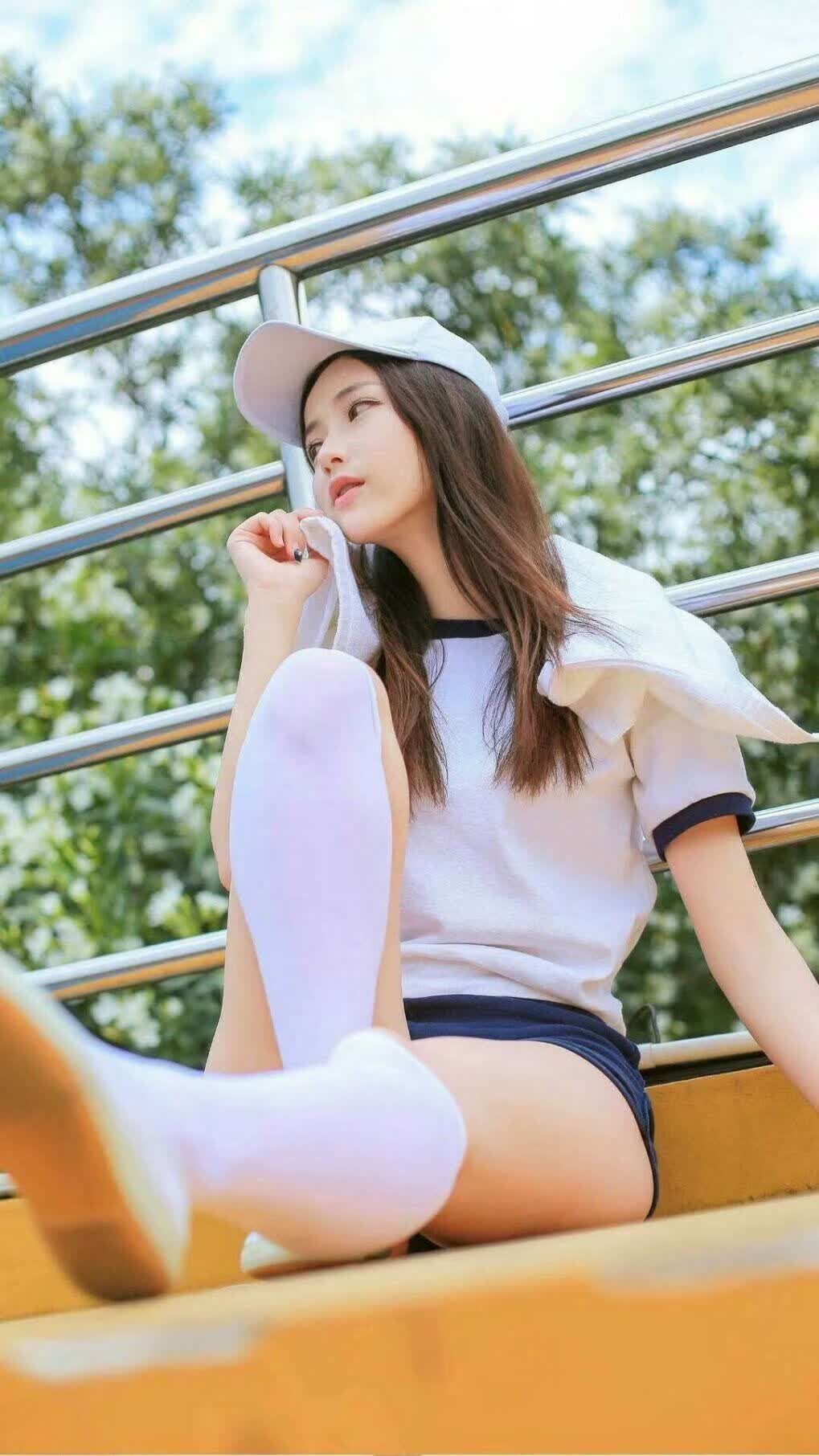 爱游戏在线-铁幕下的华沙风暴，坎塞洛全能统治，波兰三刀斩杀厄瓜多尔—2026世界杯B组焦点战启示录